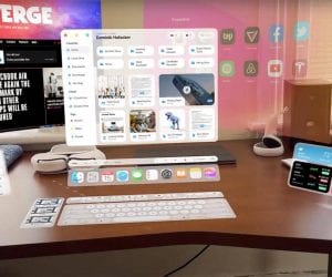 Foto zum Thema Apple Glases, wo ein User Interface frei schwebend auf einem realen Schreibtisch erscheint