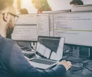 Development ist weitaus mehr als Coding! - Titelfoto | UX SOLUTION | Köln | Germany | UX Konzept und UI Design für App, Software und Webanwendung | Sie wollen eine App, Software oder Webanwendung, die auf dem Markt wettbewerbsfähig ist? Wir helfen Ihnen dabei: UX Consulting, UX Konzept & UI Design | App, Software & Web | UX-Büro in Odenthal (in der Nähe von Köln, Bergisch Gladbach, Leverkusen und Düsseldorf) | User Experience Consulting, User Experience Konzept & User Interface Design